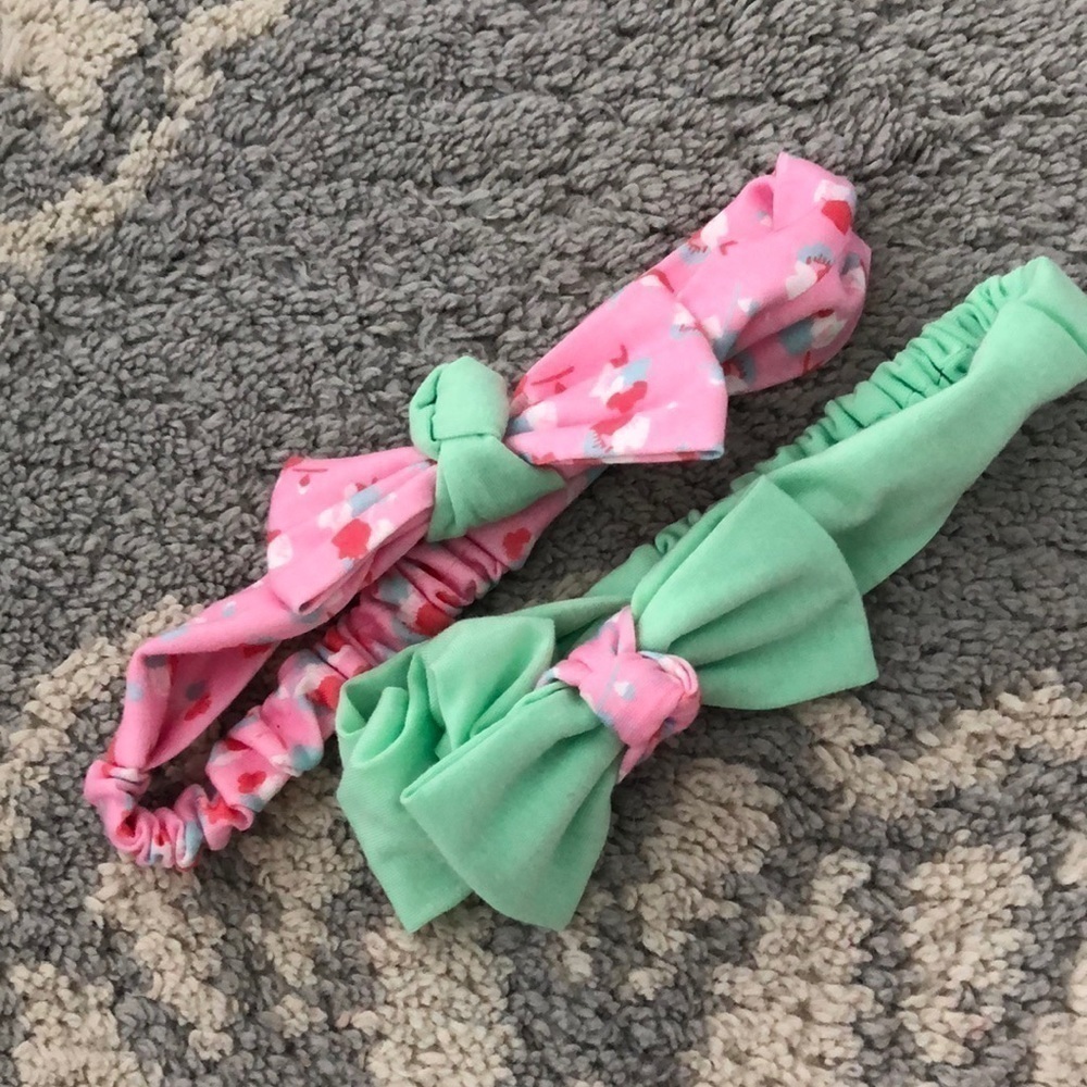 Set of two stretchy mint and abstract pink print bow headbands